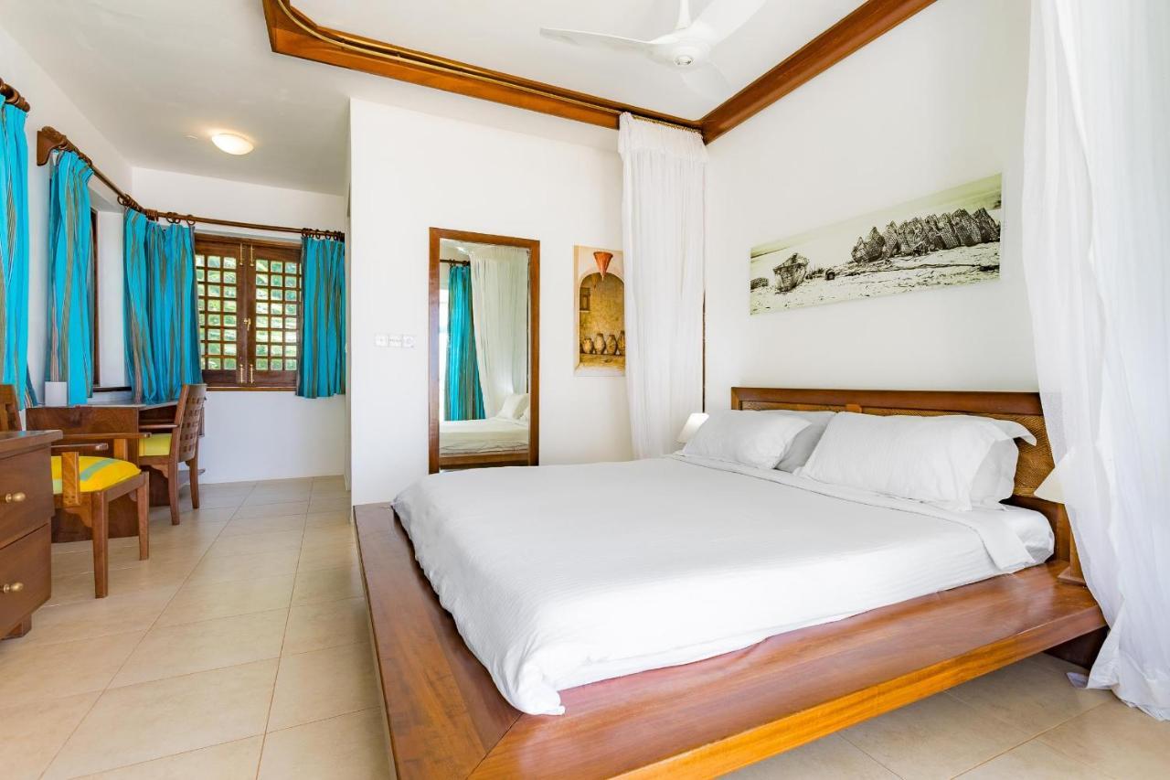 Tequila Sunrise Sky Cabana-Diani Beach Exterior photo